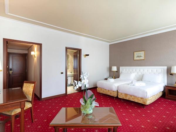 Hotel Internazionale : photo 4 de la chambre chambre lits jumeaux deluxe