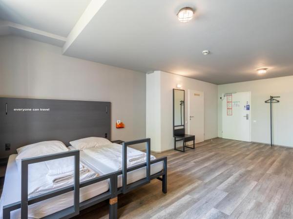 a&o Wien Hauptbahnhof : photo 4 de la chambre chambre simple