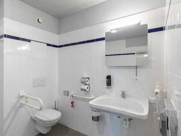 a&o Wien Hauptbahnhof : photo 5 de la chambre chambre simple