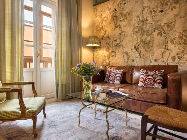 CH Apartments Boutique : photo 3 de la chambre appartement avec balcon