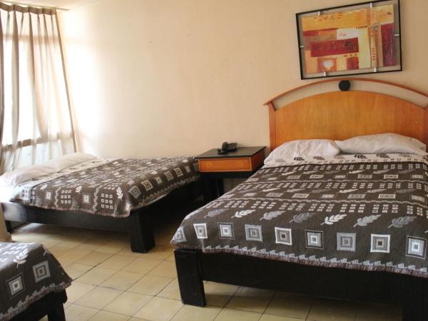 Hotel Regis : photo 5 de la chambre chambre familiale