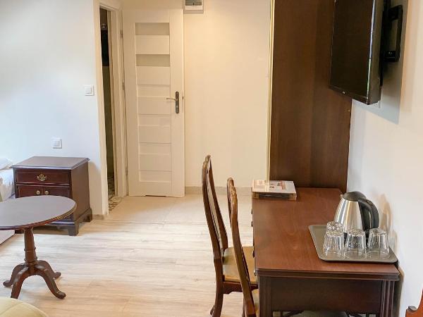 Villa K2 : photo 4 de la chambre chambre quadruple avec salle de bains privative