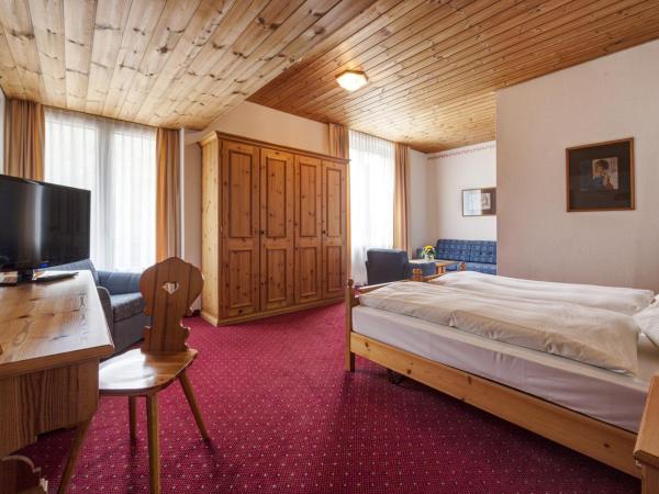 Waldhotel Arosa : photo 3 de la chambre chambre double