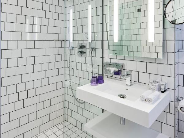 Best Western Premier Faubourg 88 : photo 1 de la chambre chambre exécutive avec 1 lit king-size et 1 lit simple - non-fumeurs