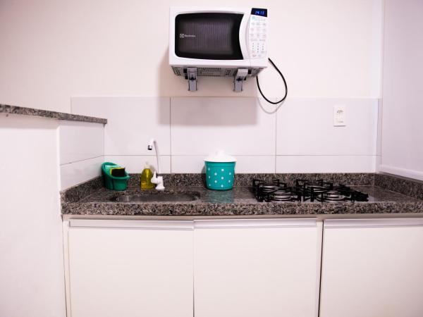 Búzios Conforto Guest House - 450 metros Rua das Pedras : photo 6 de la chambre chambre triple