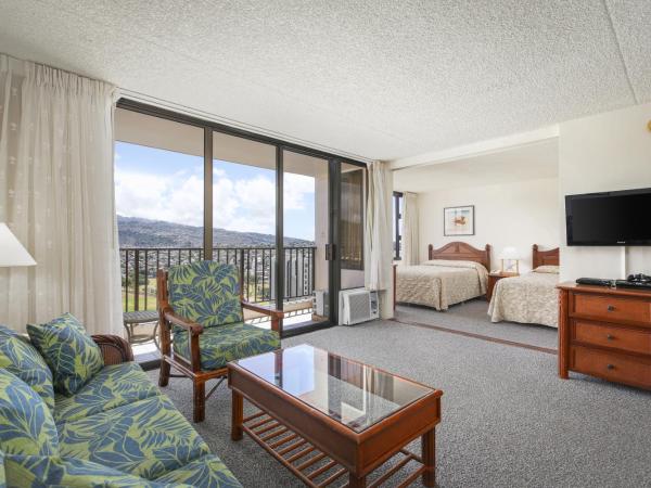 Aston at the Waikiki Banyan : photo 1 de la chambre suite 1 chambre avec vue sur montagne