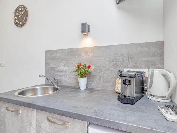 Rooms Nilda : photo 5 de la chambre chambre double avec salle de bains privative