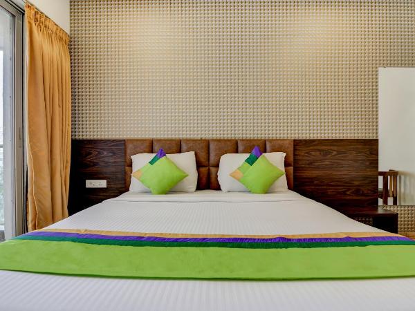 Treebo Kuval Inn : photo 9 de la chambre chambre double deluxe