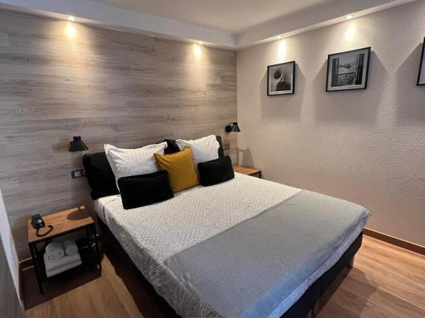 Au Bec Fin Hôtel : photo 2 de la chambre chambre double supérieure