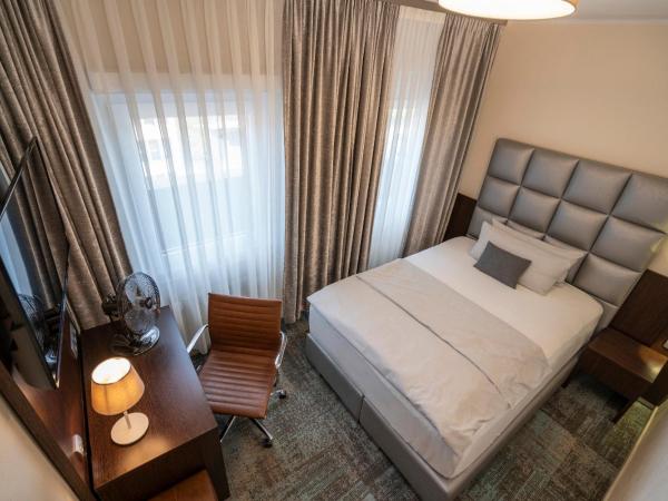 NP Hotel Königshof : photo 10 de la chambre chambre simple supérieure