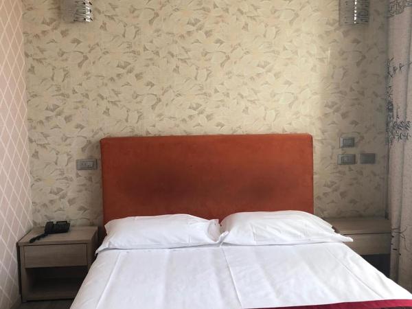 Igiban Hotel : photo 1 de la chambre chambre double standard avec ventilateur