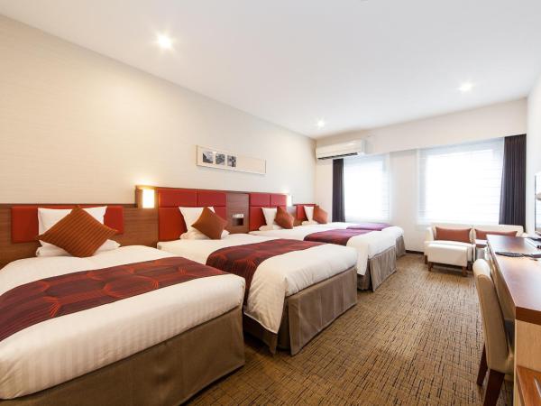 HOTEL MYSTAYS Haneda : photo 1 de la chambre grande chambre quadruple de luxe - non-fumeurs