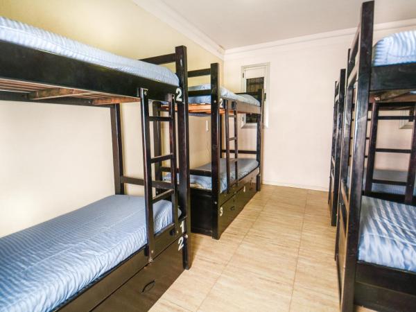 Jaque Mate Hostel : photo 2 de la chambre lit dans dortoir mixte de 10 lits