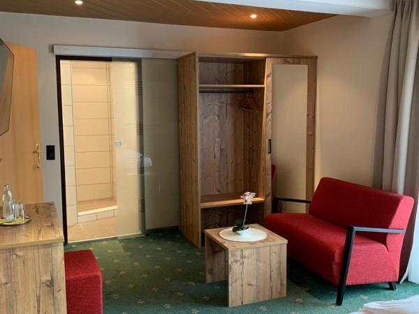 Clubhotel Götzens : photo 1 de la chambre chambre double ou lits jumeaux avec balcon