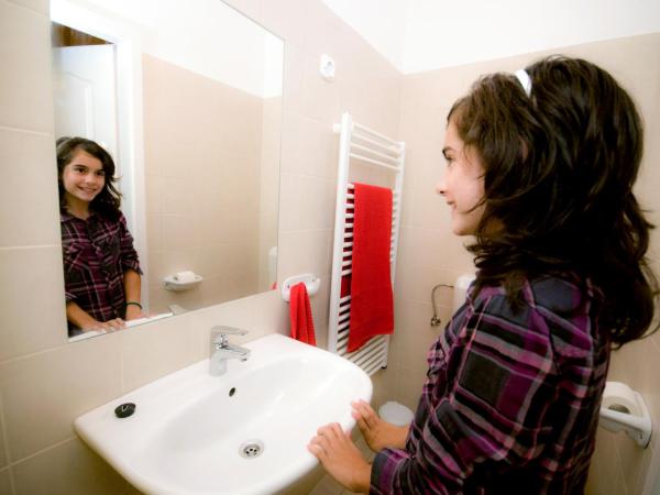 CentrÁlom Apartman : photo 3 de la chambre chambre double