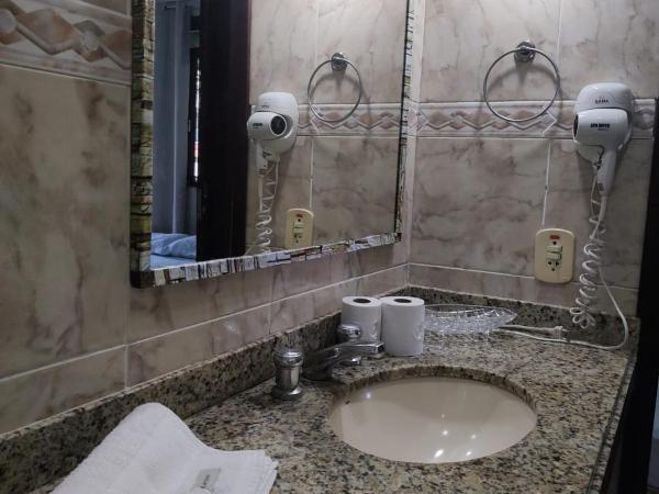 Pousada Flor D' Açucena : photo 9 de la chambre chambre double ou lits jumeaux avec balcon