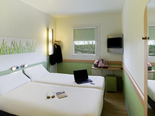 Ibis Budget Montelimar : photo 1 de la chambre chambre lits jumeaux