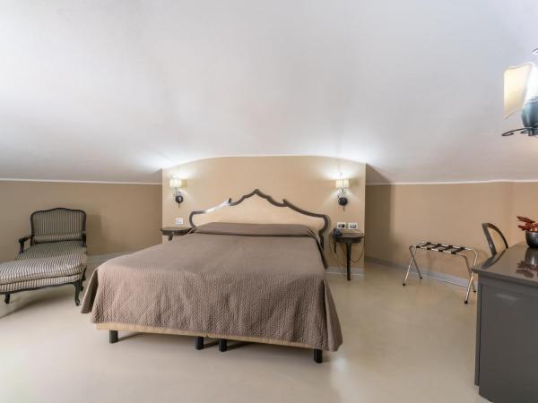 Villa Mosca Charming House : photo 3 de la chambre chambre double confort - mansardée