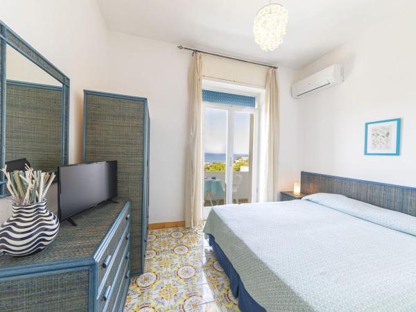 Bristol Hotel : photo 6 de la chambre chambre double supérieure - vue sur mer