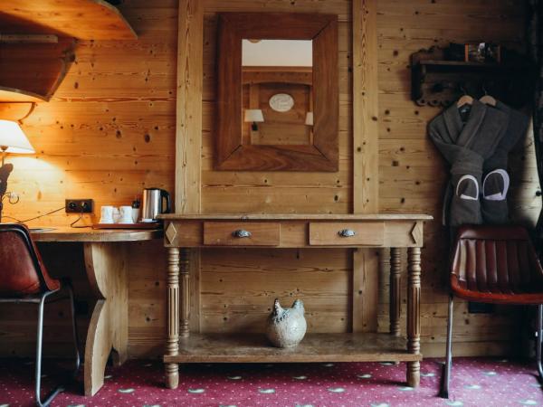 Les Grands Montets Hotel & Spa : photo 9 de la chambre chambre supérieure - vue sur mont-blanc