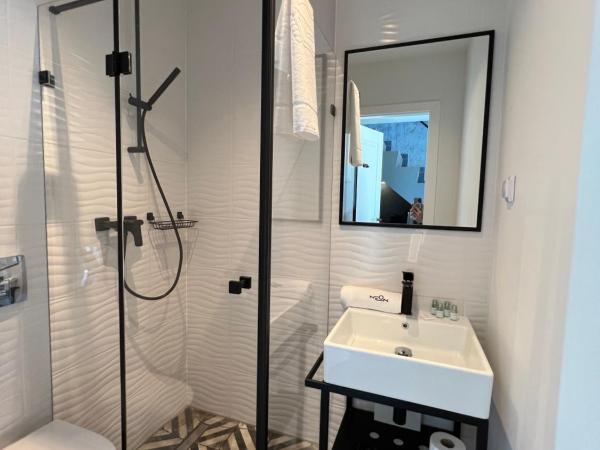 NEON APARTMENTS : photo 8 de la chambre appartement en duplex