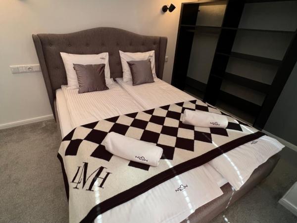 NEON APARTMENTS : photo 9 de la chambre appartement en duplex