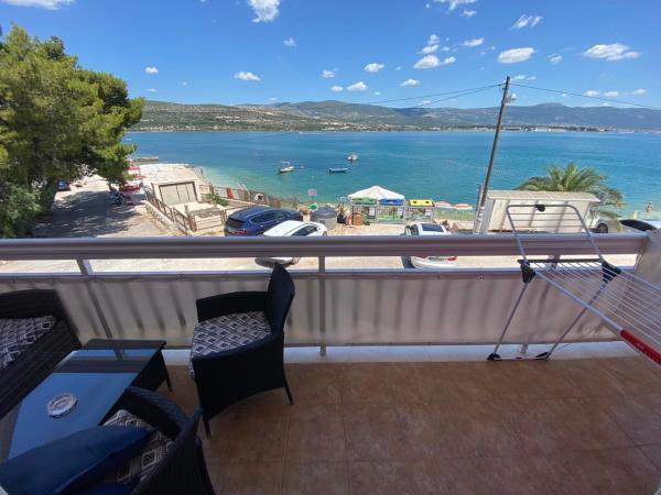 Lilac Apartments : photo 4 de la chambre chambre triple avec balcon