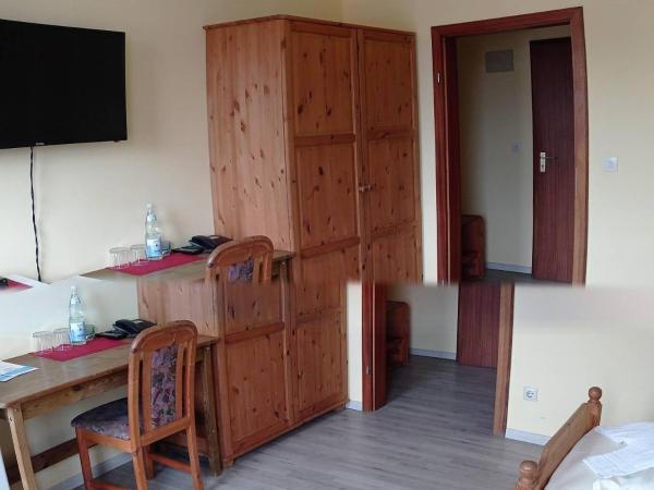 Taverna Hotel Römerkrug : photo 2 de la chambre chambre lits jumeaux standard