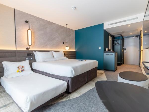 Novotel Liverpool Paddington Village : photo 1 de la chambre chambre familiale