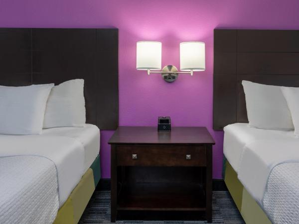 La Quinta by Wyndham Houston NW Brookhollow : photo 6 de la chambre chambre deluxe avec 2 lits doubles