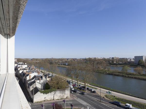 Mercure Orléans Centre Bords de Loire : photo 2 de la chambre chambre double standard avec balcon 