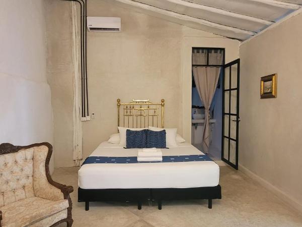 Casa Ambar Hotel & Boutique - Located in the Heart of Tulum Hotel Zone : photo 2 de la chambre superior king size with balcony
