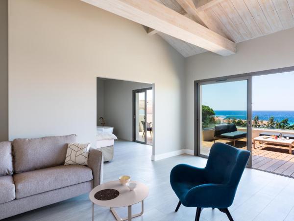 RESIDENCE SANTA MARIA : photo 5 de la chambre suite avec jacuzzi