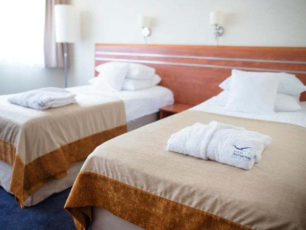 Hotel Nadmorski : photo 4 de la chambre chambre double affaires
