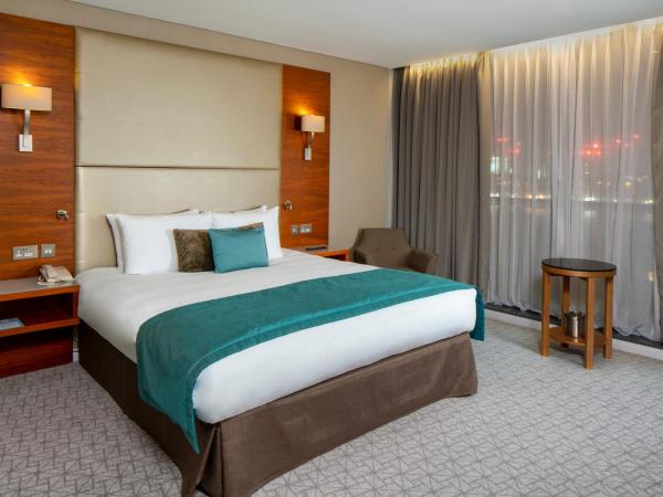 Crowne Plaza London - Docklands, an IHG Hotel : photo 6 de la chambre suite junior lit king-size