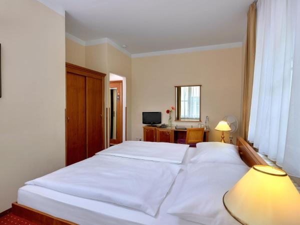 Hotel Melantrich : photo 5 de la chambre chambre double ou lits jumeaux