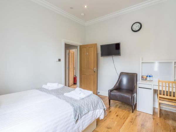 Tulse Hill Luxury Cosy Rooms : photo 4 de la chambre chambre double avec salle de bains commune