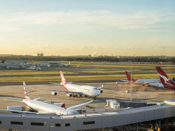 Rydges Sydney Airport Hotel : photo 3 de la chambre chambre lit king-size deluxe