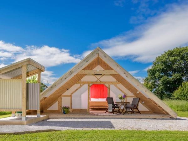 Killarney Glamping at the Grove, Suites and Lodges : photo 1 de la chambre lodge de luxe
