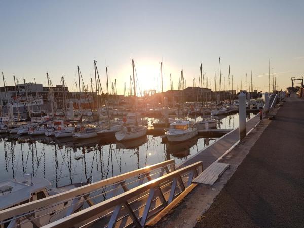 Nuit insolite à bord du bateau Exocet III : photo 10 de la chambre mobile home