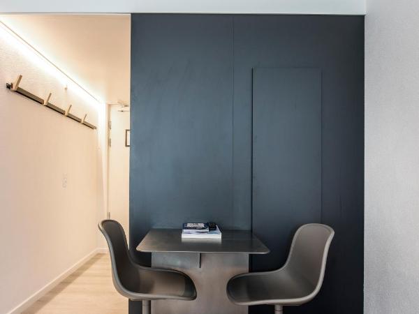 CPH Studio Hotel : photo 3 de la chambre petite chambre double avec kitchenette