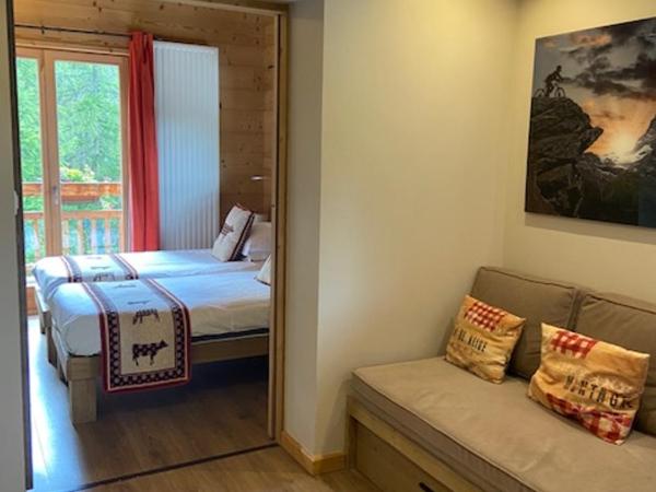 Hotel & Restaurant Les Escondus : photo 1 de la chambre chambre lits jumeaux premium