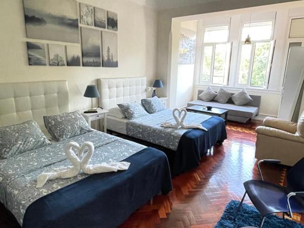 Blue Bairro Guesthouse : photo 2 de la chambre chambre deluxe avec 2 lits doubles