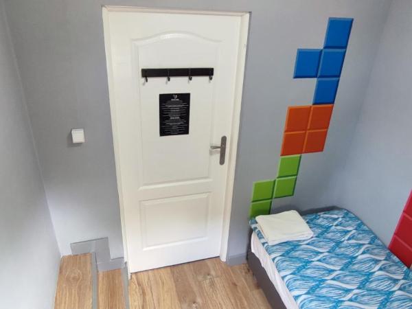 Tetris Sopot : photo 2 de la chambre chambre simple avec salle de bains commune