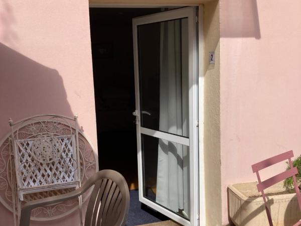 Le Vauban : photo 4 de la chambre chambre familiale - vue sur jardin