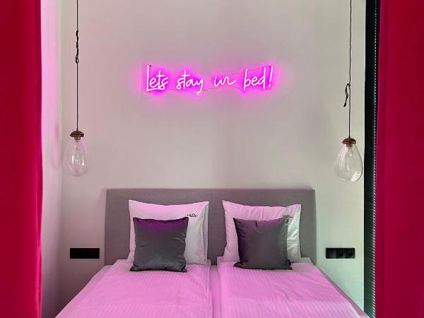 NEON APARTMENTS : photo 5 de la chambre appartement deluxe