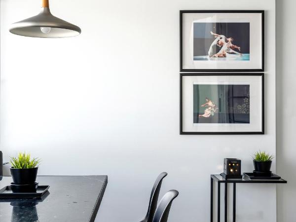 Theatre Residence : photo 2 de la chambre lilit riverfront suite b