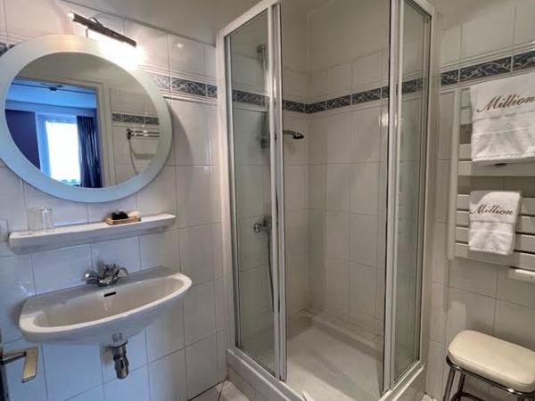 Hotel Million : photo 7 de la chambre chambre double traditionnelle