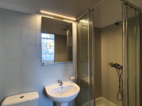 Hotel Miramar : photo 3 de la chambre chambre double Économique