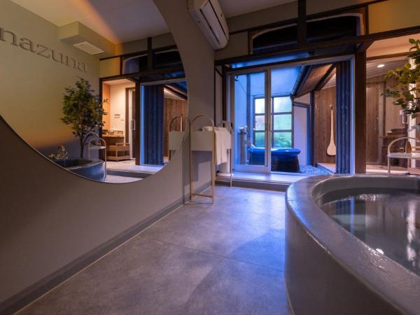 Nazuna Kyoto Nijo-jo : photo 5 de la chambre suite (59 m²) avec baignoire extérieure - réservée aux adultes